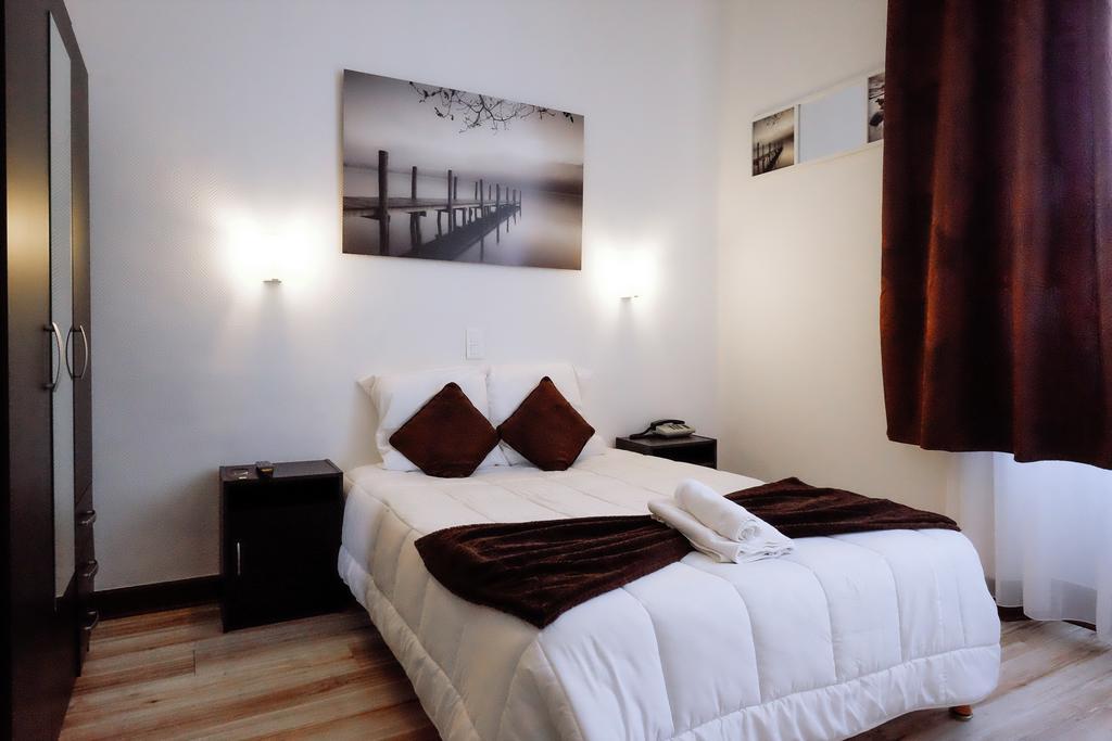 Hotel Pedussaut Сен-Годанс Екстериор снимка