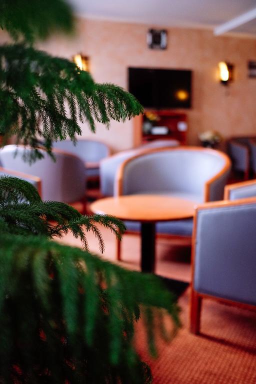 Hotel Pedussaut Сен-Годанс Екстериор снимка