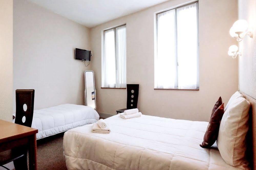 Hotel Pedussaut Сен-Годанс Екстериор снимка